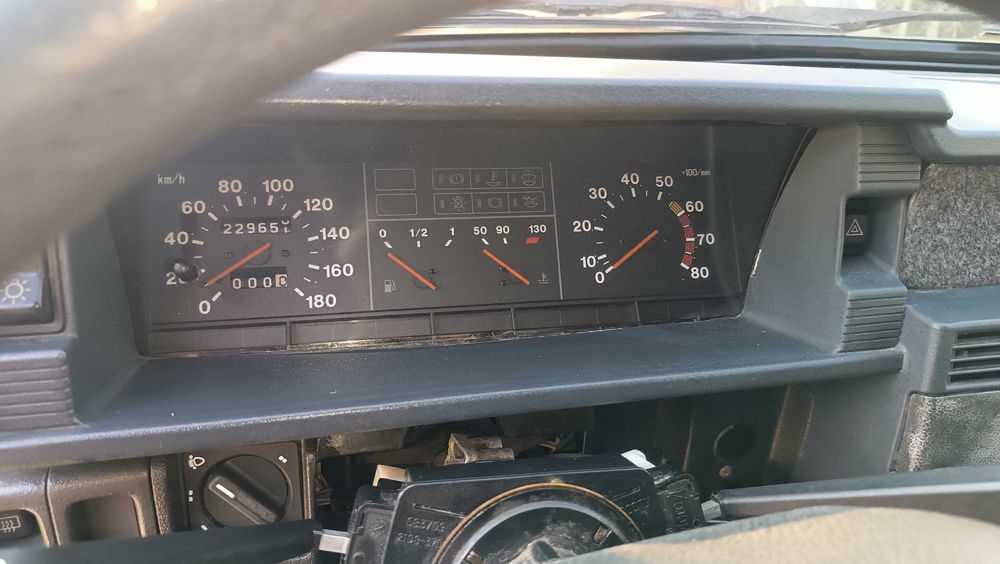 Авто ваз 2109 лада 21093 1.5 vaz 2002 рік зубила девятка