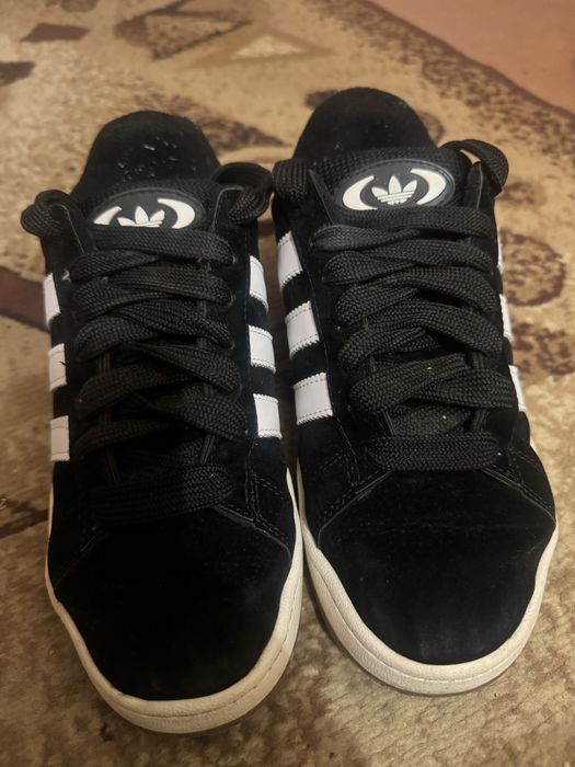 Adidas Campus.