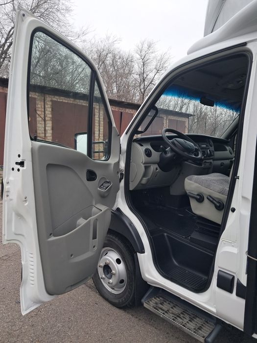 Грузовой Рено Маскотт