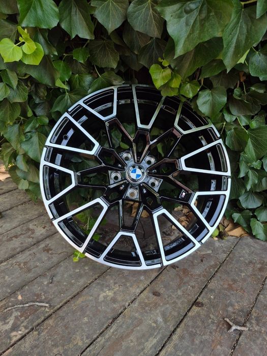 Диски на BMW R19 5x120 Різноширокі F30 F10 F01. Style 827М