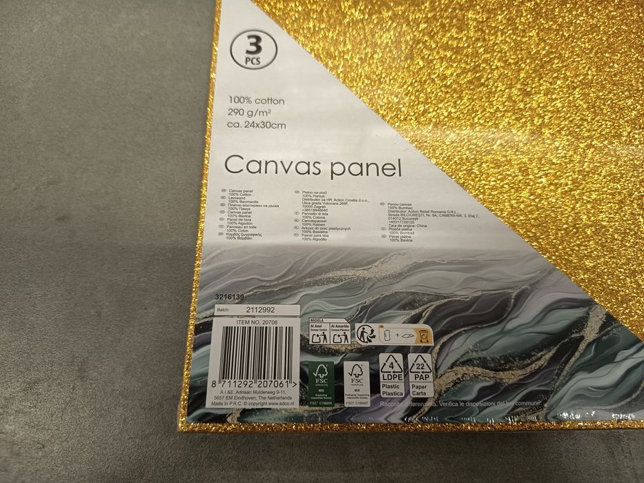 Nowe złote podobrazie malarskie 24x30 cm 3 sztuki