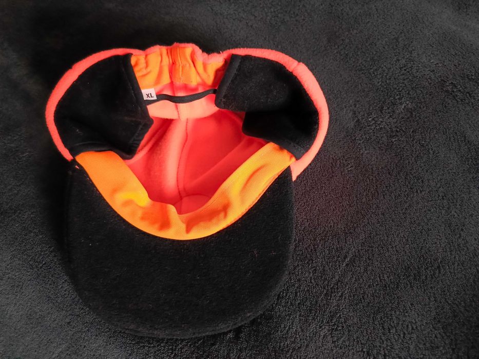Czapka polarowa fluo ratownika medycznego  nowa