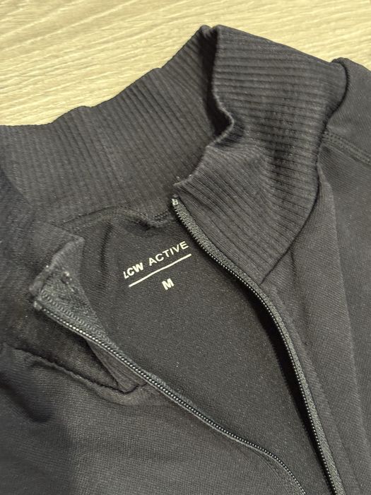 Кофта чорна спортивна LCW