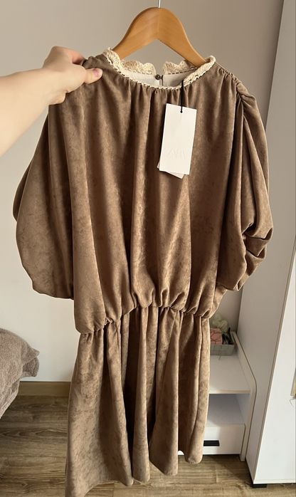 Нова сукня Zara