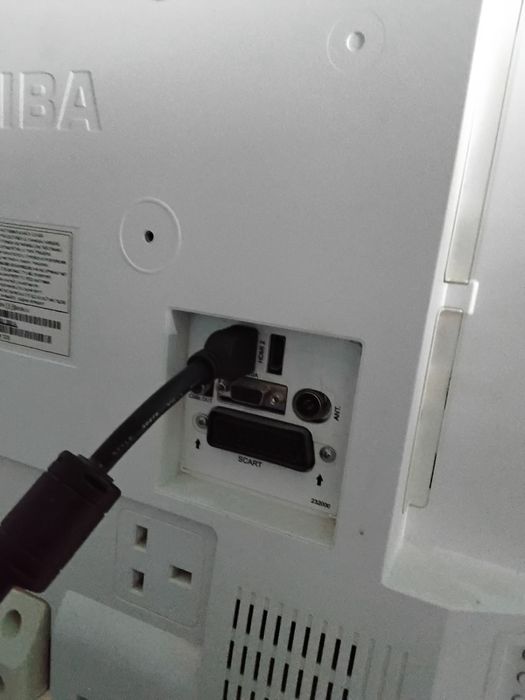 Telewizor toshiba 32 z tunerem dvb nowy