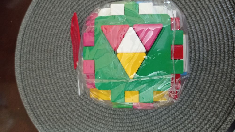 Розумний куб для дітей