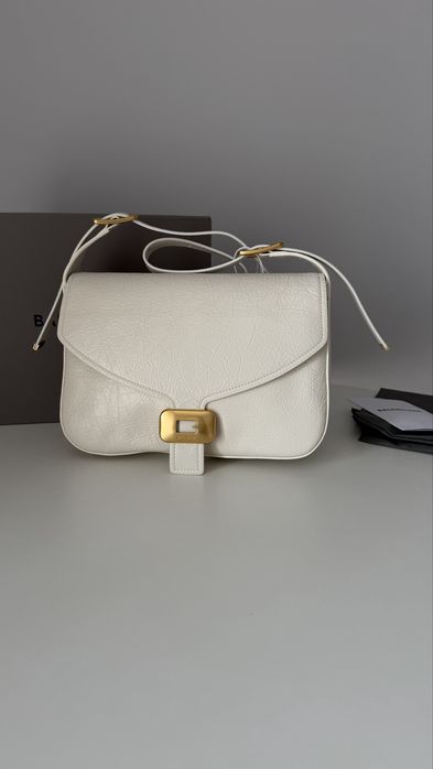 Сумка Balenciaga Rodeo Shoulder Bag