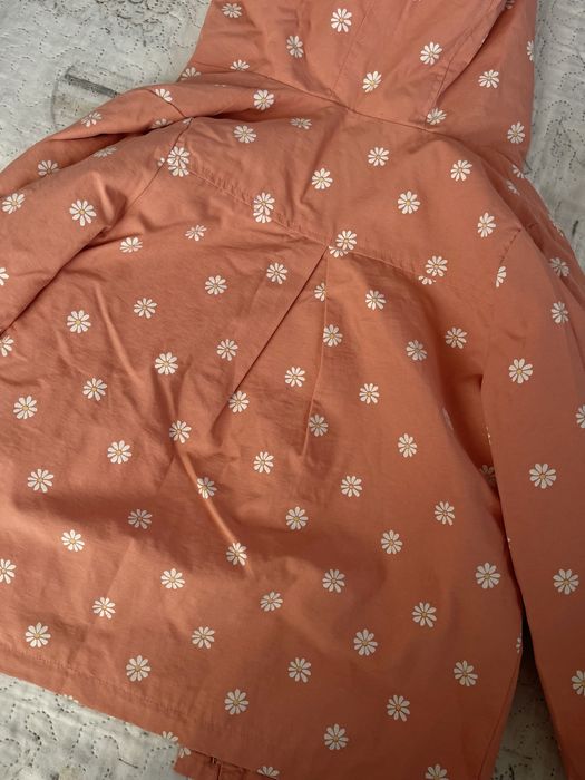 Весняні куртки Kiabi