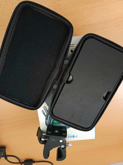 Uchwyt na telefon wodoodporny (чехол водонепроницаем)