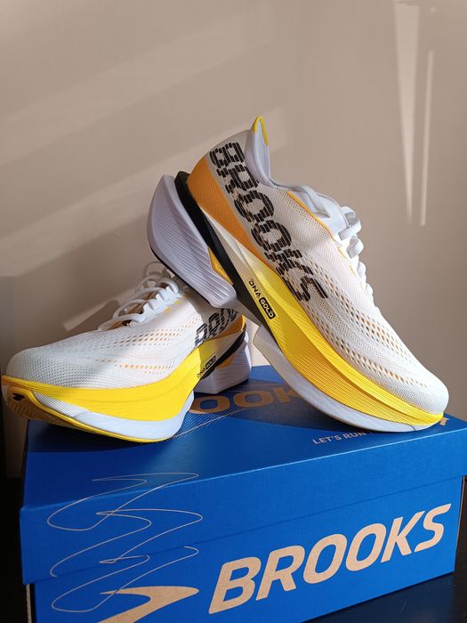 Brooks Hyperion Max 4 roz. 42