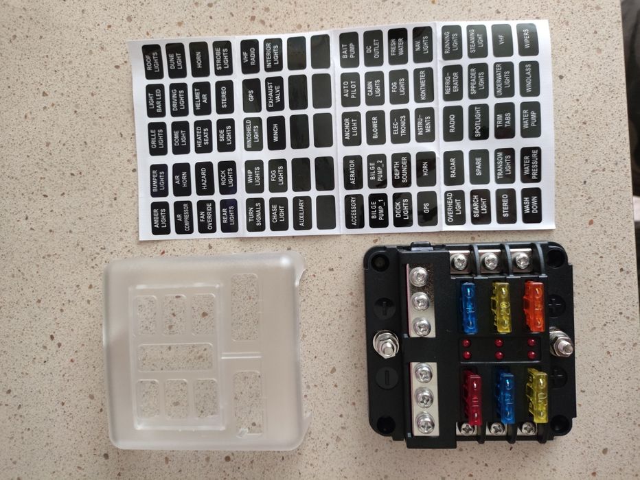 Caixa 6 Fusíveis 12/24V Campervan / Overland