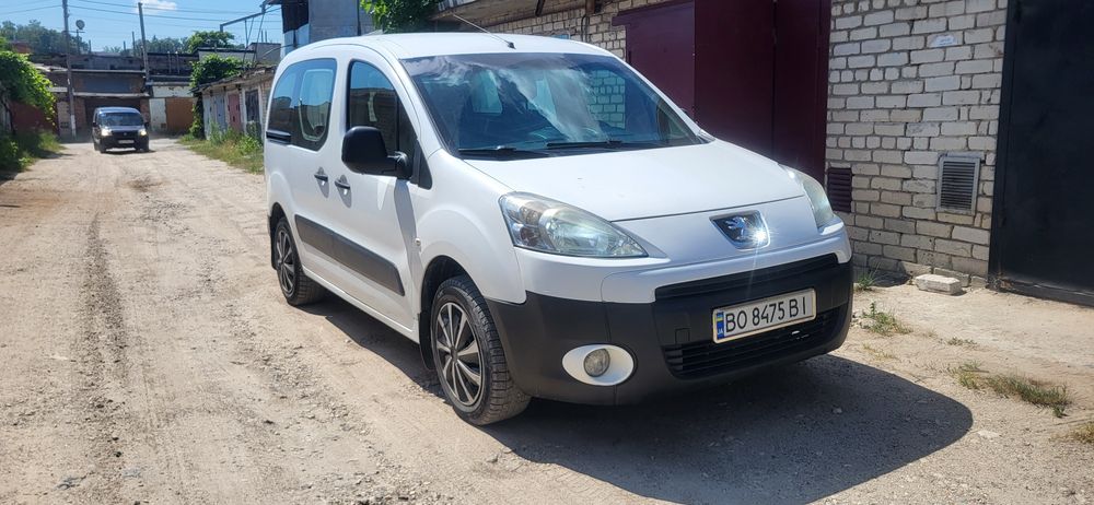 Peugeot partner  2011 1.6hdi