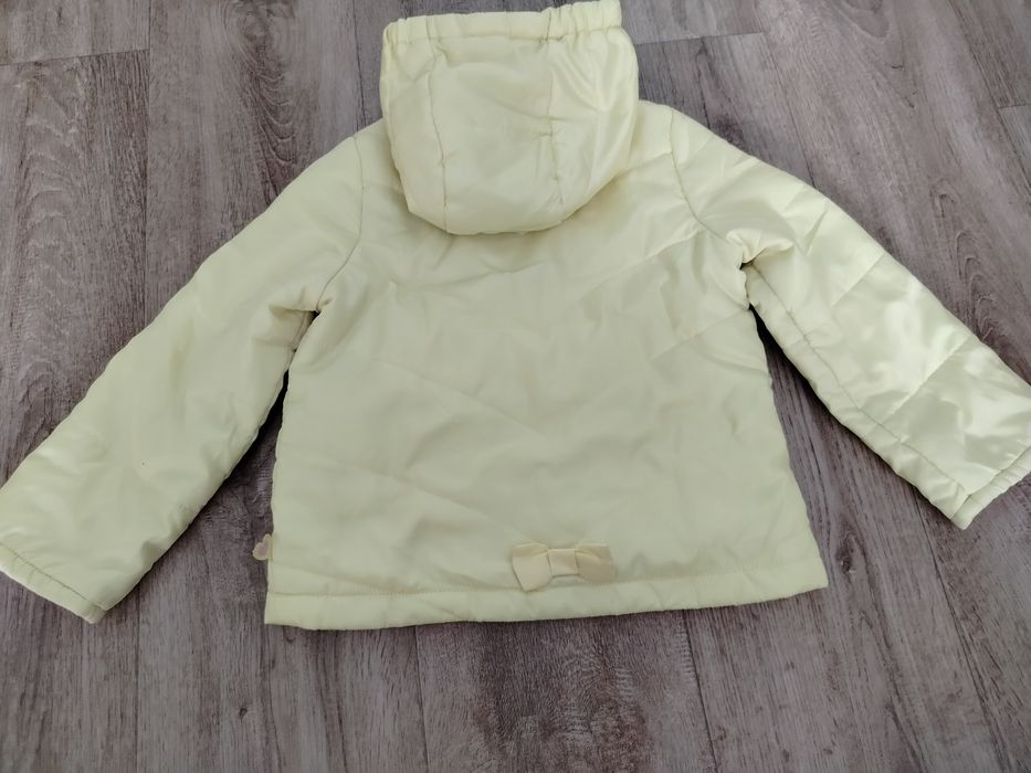 Kurtka dziecięca z kapturem