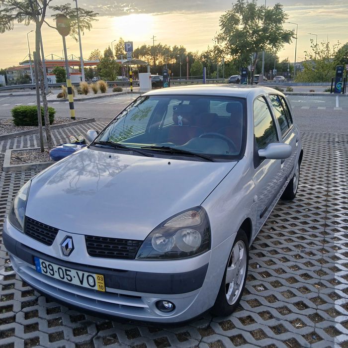 Renault Clio 2003 1.2