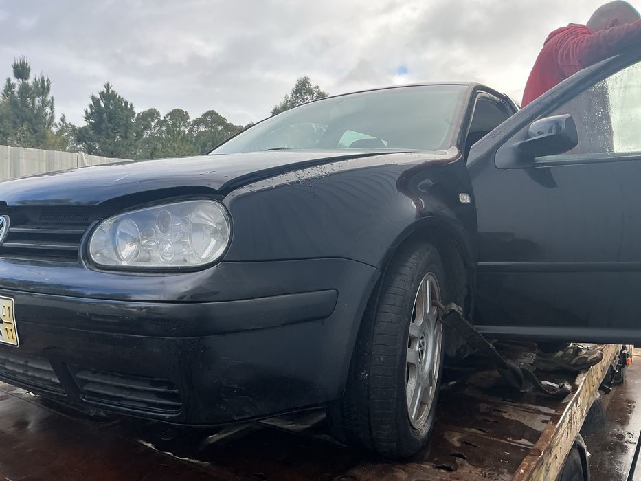 FRENTE COMPLETA EM PRETO GOLF IV ANO 2001 1.4 16V GASOLINA