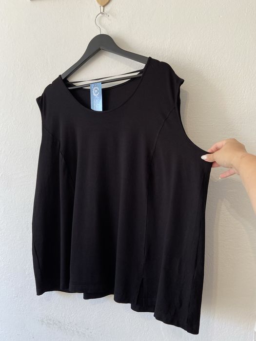 Bluzeczka plus size bezrękawnik