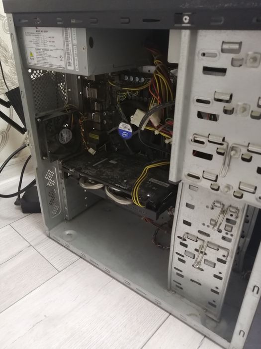 Игровой ПК GTX 950 / i3-3225 3.3 GHz / 10GB RAM / SSD / Готов к работе