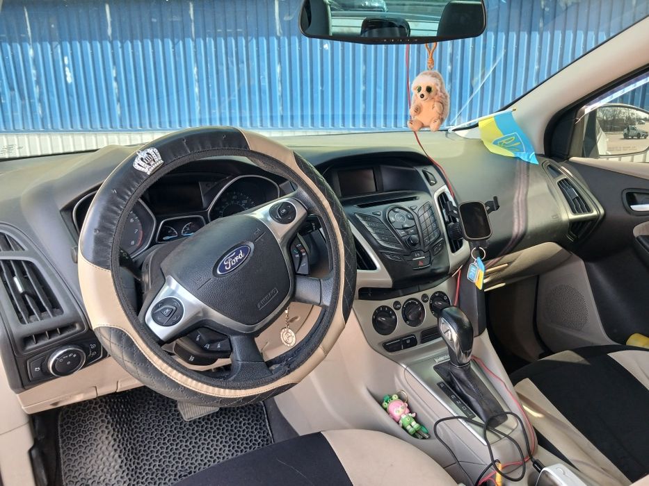 FORD FOCUS  Форд фокус 3 2.0 автомат 2012