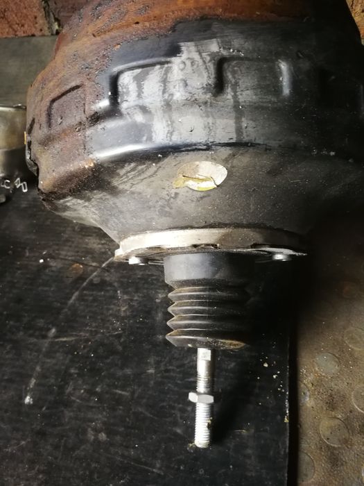 Вакуумный усилитель ауди а 6 98г.