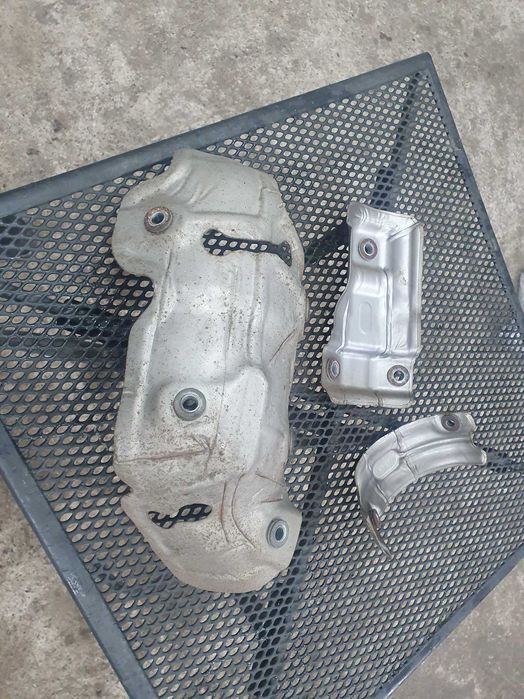 Obudowa osłona termiczna DPF Toyota Avensis t25 2 II 2.2 d4d 177km kpl