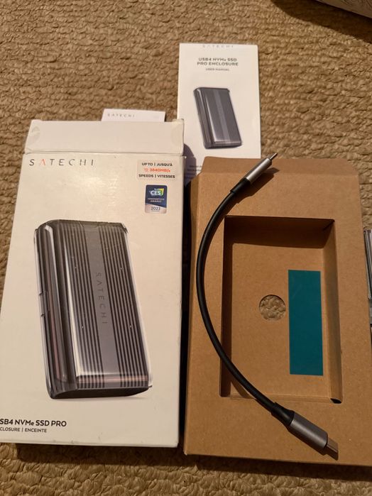 Зовнішня кишеня Satechi Pro Enclosure для NVMe SSD Grey