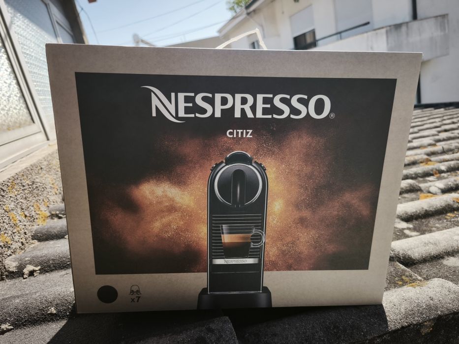 Máquina de Café DELONGHI Nespresso Citiz