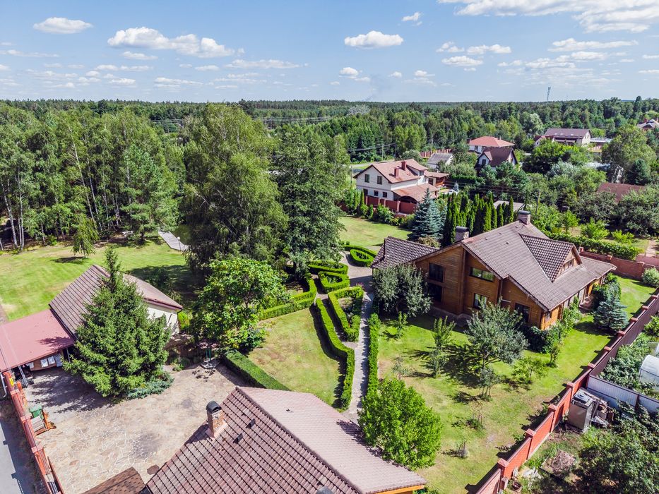 Новообухівська трасса , Романків , КМ «Енергетик» , будинок біля озера