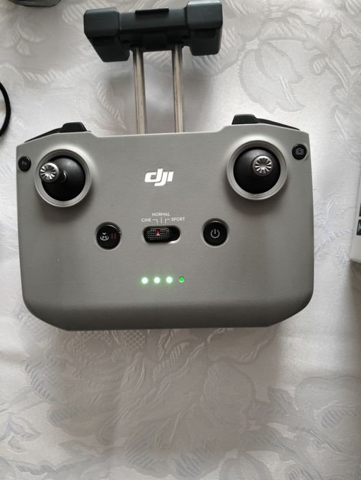 Dji mini 2 stan jak nowy
