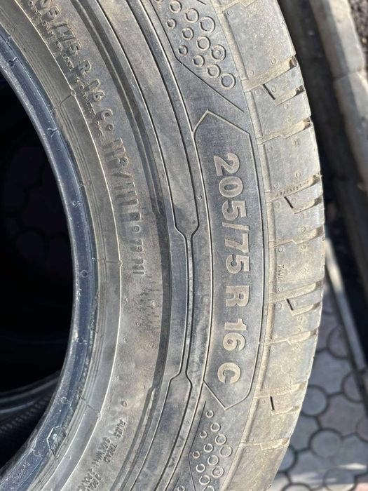 Літні шини Continental ContiVanContact 100 205/75 R16C 110/108R PR8