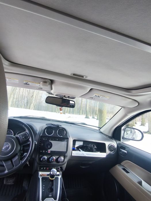 Продам Jeep Compass