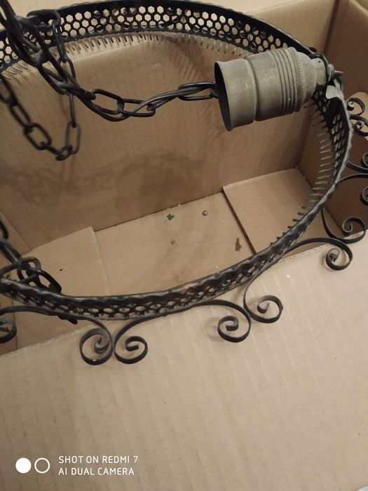 Lampa wisząca metalowe okucia