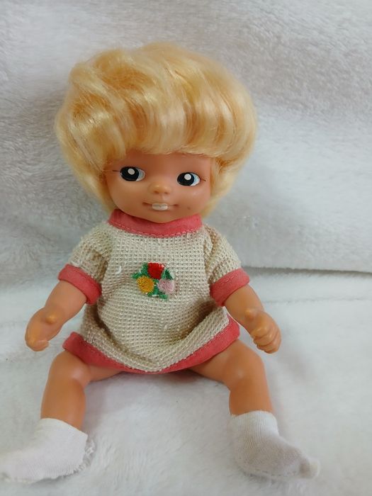 Лялька дівчинка,  Німеччина,  1974 рік. Б/у, довжина 20 см.