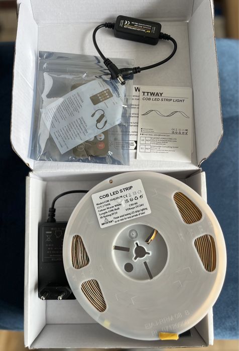 Нова світлодіодна стрічка COB LED Strip 10м, 2700K (Тепле світло) + комплект