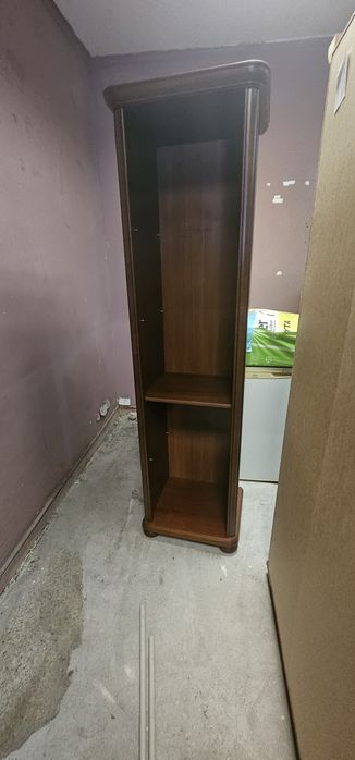 Witryna, regał, biurko, komoda