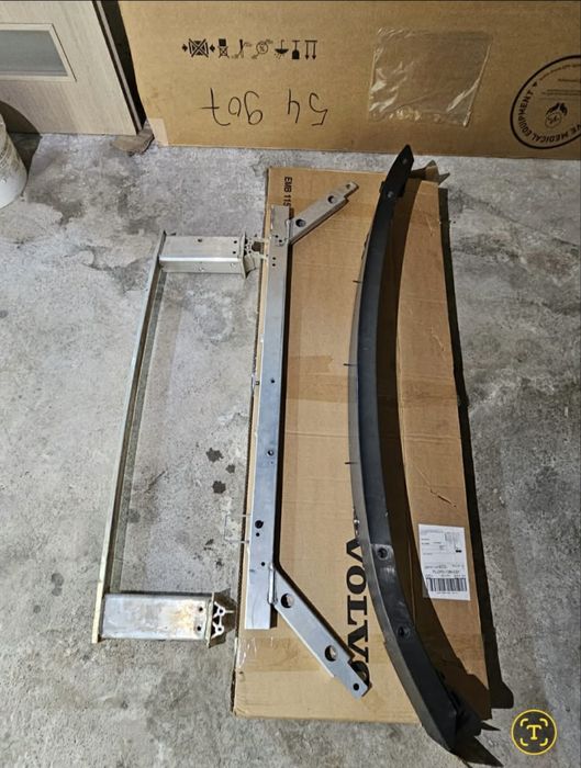 Belki pod zderzak Volvo XC90 2gen.