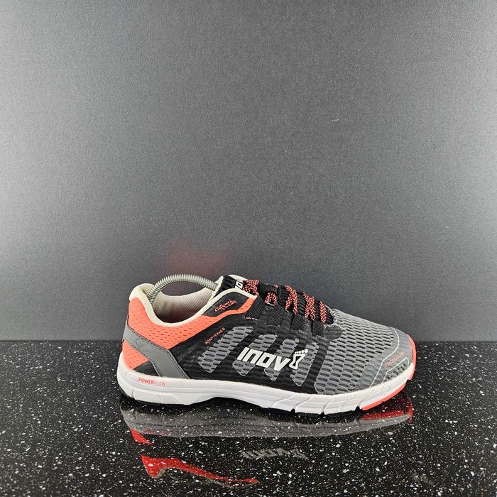 Кроссовки INOV-8 Roadclaw 240. Размер 39