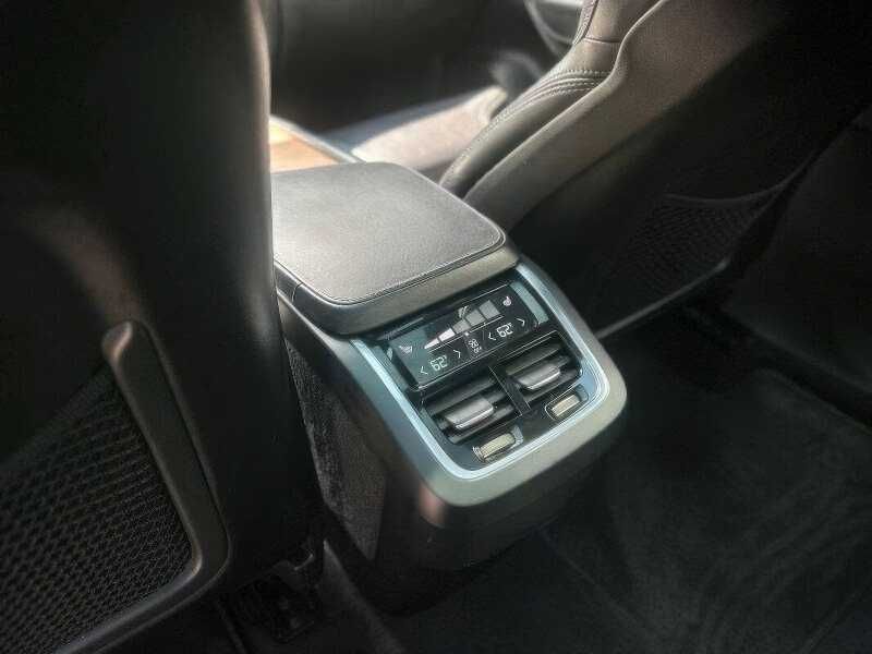 2017 Volvo XC90 T6 Inscription