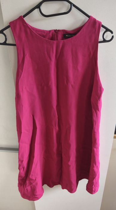 Piękna sukienka fuksja Massimo Dutti