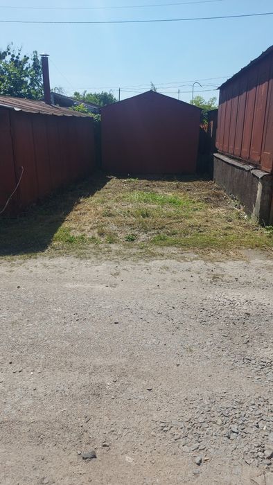 Продам місце під гараж в кооперативі "Дворець"