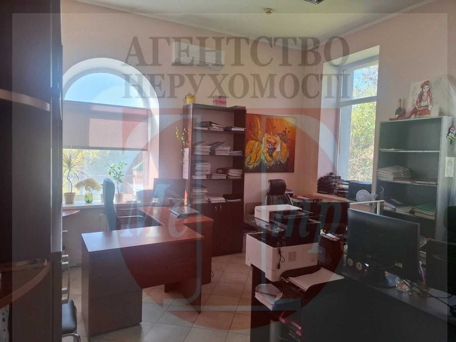 Здам в оренду фасадний виробничо-складський комплекс(вул.Чигиринська)