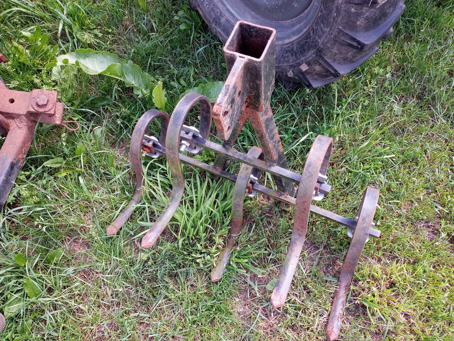 TRAKTOREK dzik terra vari  MF70 kosiarka spychacz pług przyczepka agro