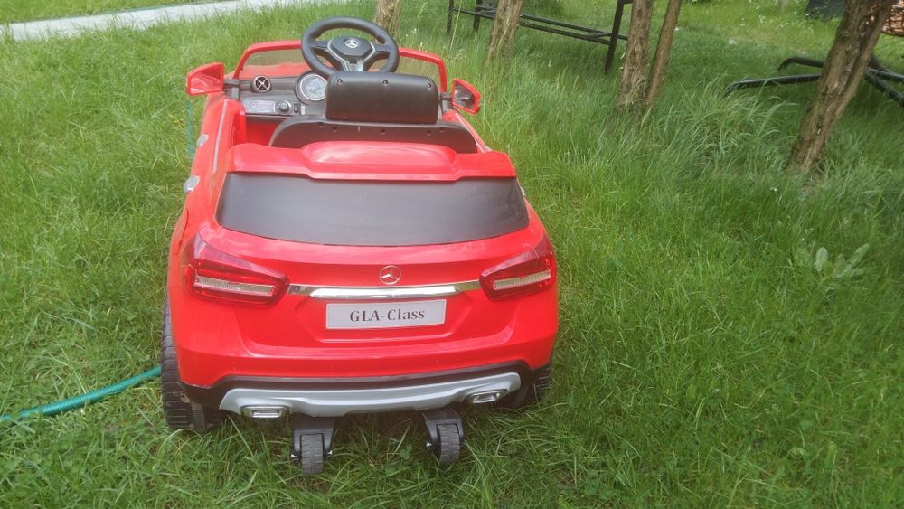 Auto RC Mercedes GLA