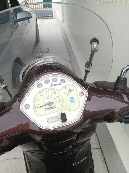 Vespa LX 125 Touring