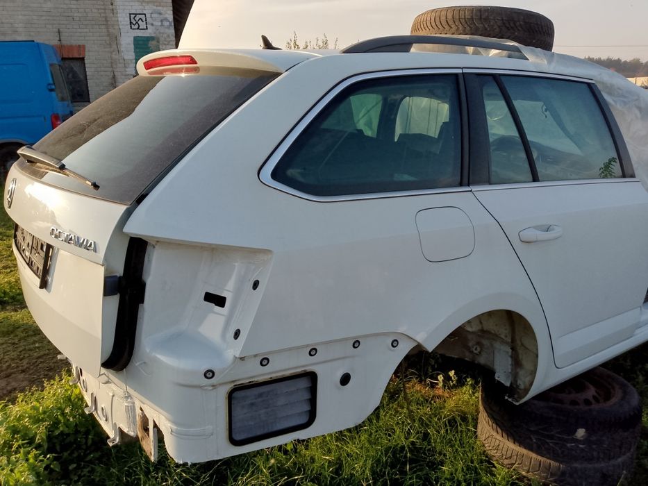 SKODA OCTAVIA III 2012  2021 kombi ćwiartka tylna lewa prawa wanna pas
