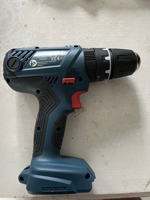 Aparafusadora Bosch profissional GSB 18-21v