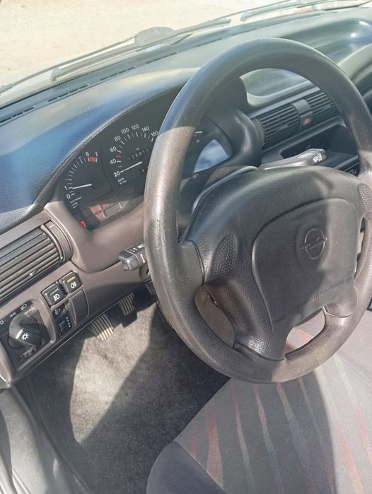 Opel Astra 1.4 gasolina