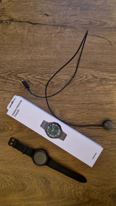 Samsung Galaxy Watch 6 smartwatch