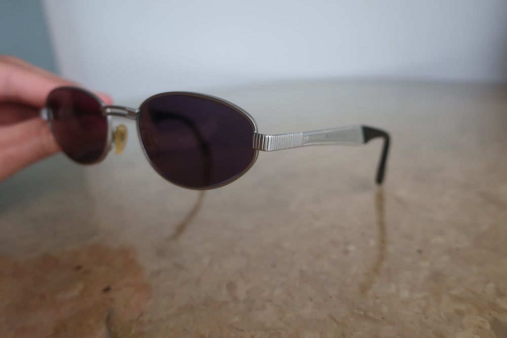 Óculos de sol anos 90 marca Notorio (Made in Italy, 1997)