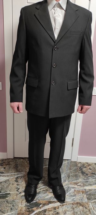Костюм чоловічий, класичний.