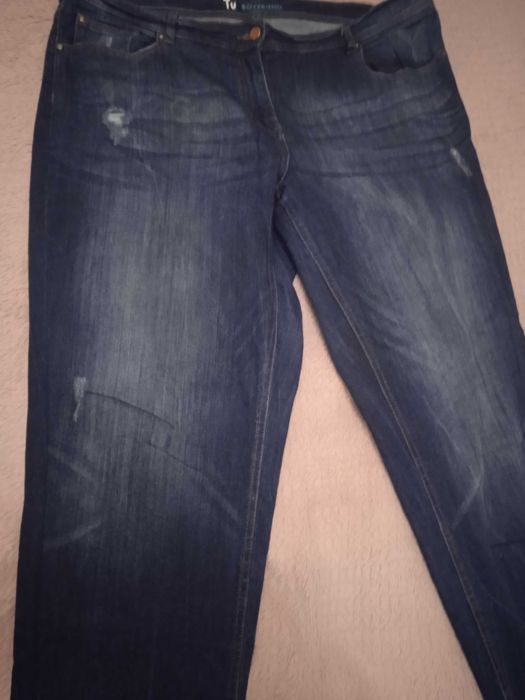 Суперовые джинсы TU бойфренд батал ПОТ  52, тянутся до 56 сост. новых